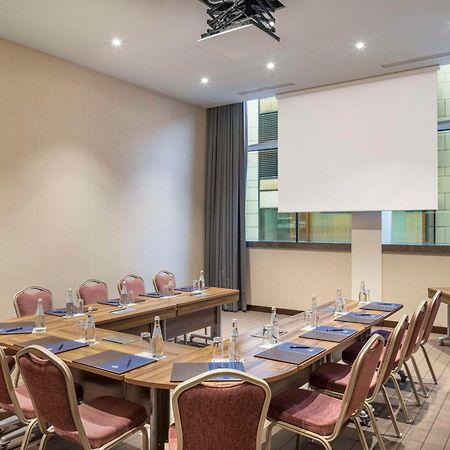 Hotel Hilton Batumi Exterior foto Meeting room