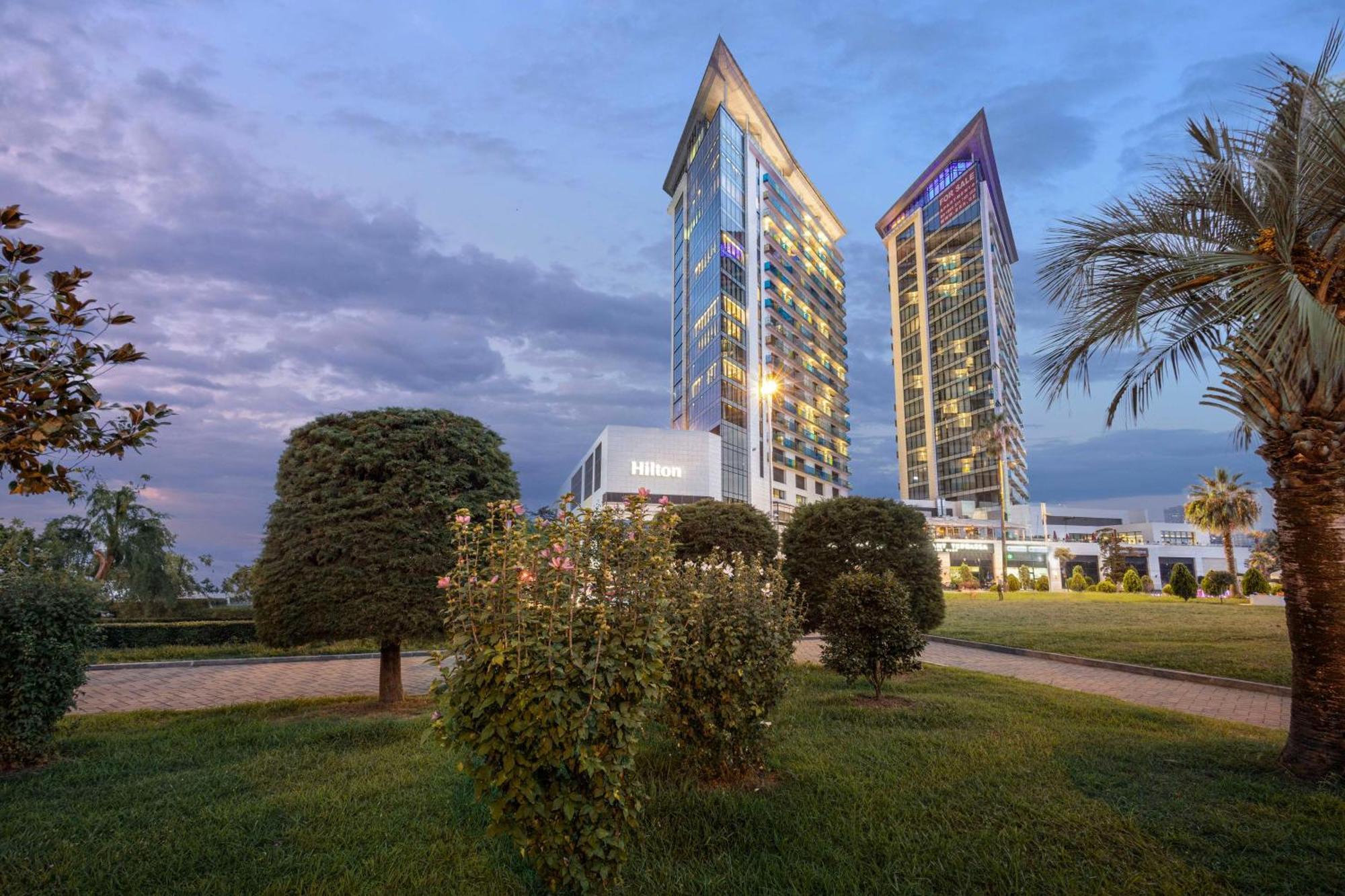 Hotel Hilton Batumi Exterior foto The West End